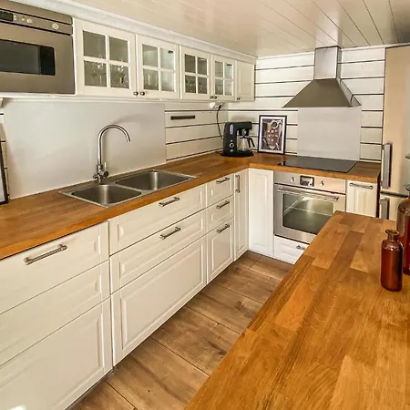 2 Bedroom Amazing Home In Gislaved Exterior photo
